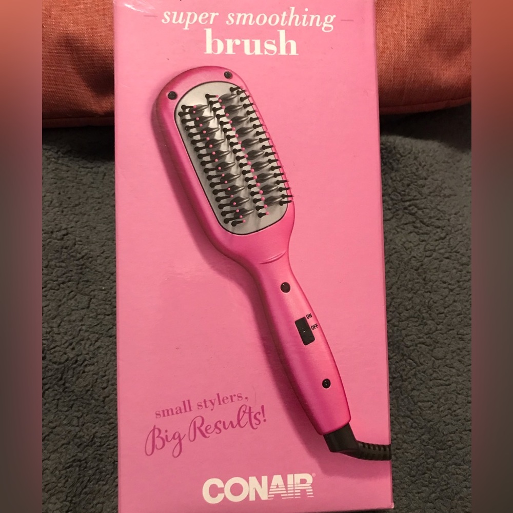 NIB Conair Super Smoothing Brush